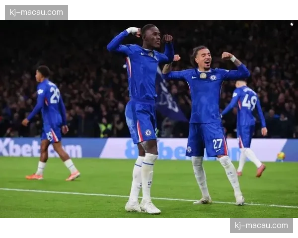 切尔西临时中卫组合 面对贝托冲击的身高和经验不足问题 切尔西临时中卫组合 面对贝托冲击的身高和经验不足问题